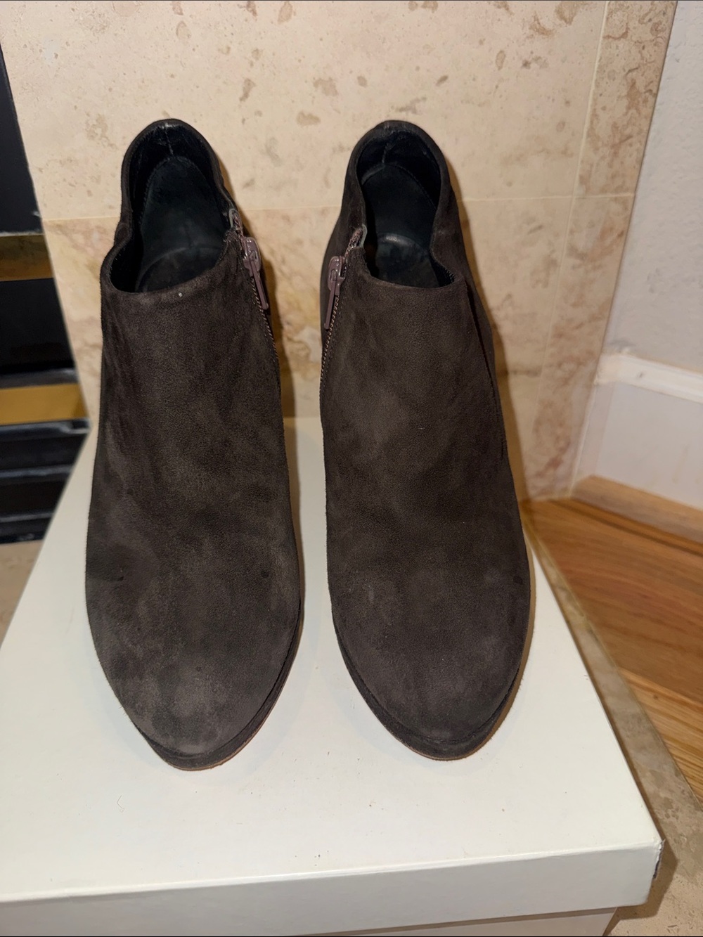 Vero Cuoio Brown Suede Chukka Boots